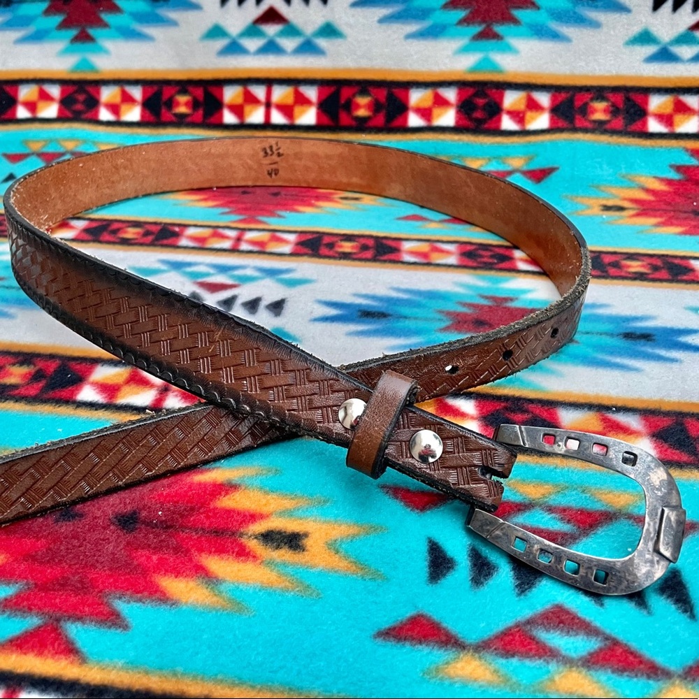 Vintage Western Horseshoe Buckle Leather Belt